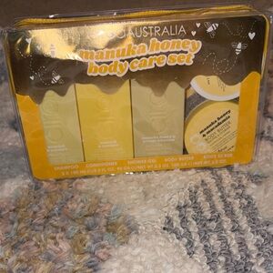 Ciroa Manuka Honey Body Care Set - 5 Pieces